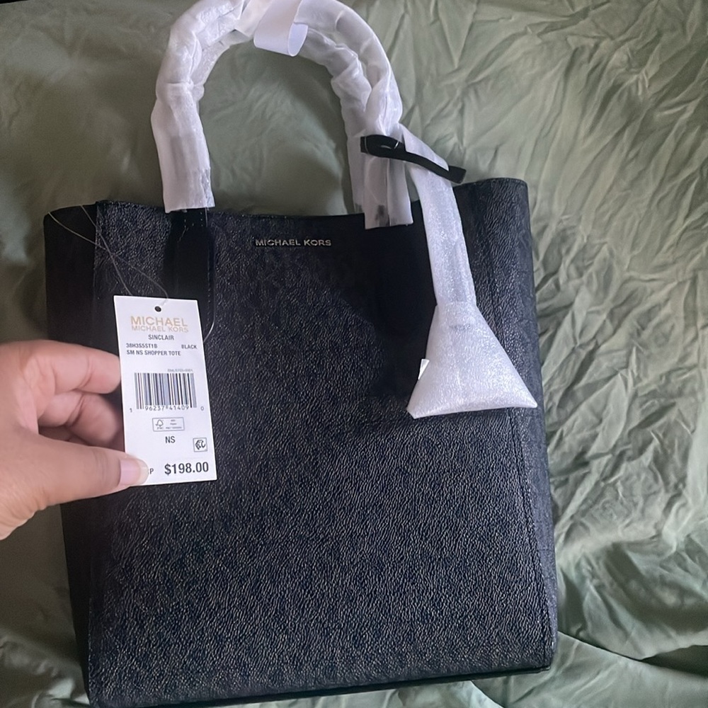 Michael Kors Shopper Tote Small - Picture 5 of 5